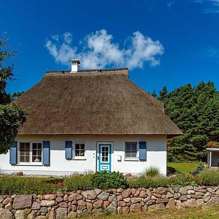 Haus 172, Laerchenweg 1 * Karlshagen